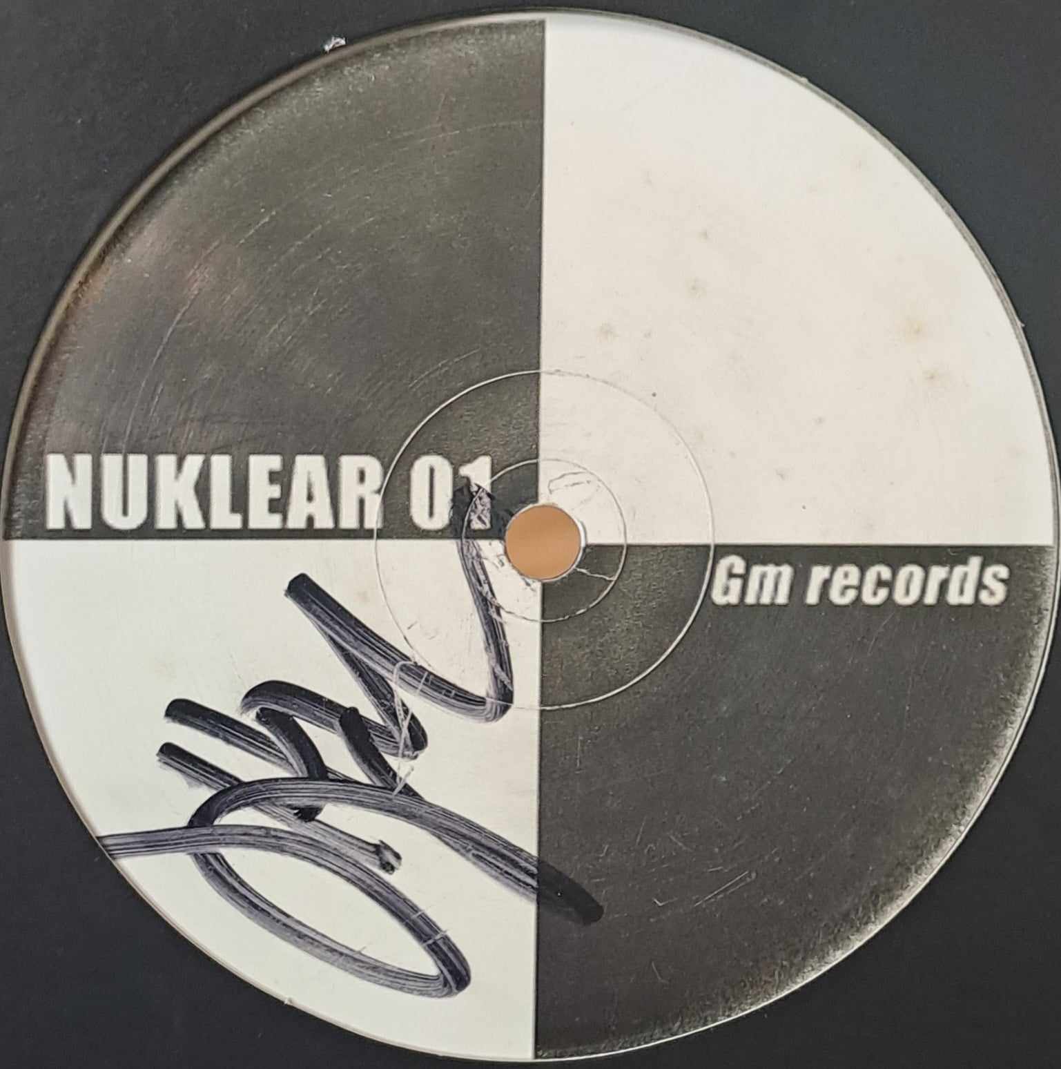 Nuklear 01 - vinyle freetekno